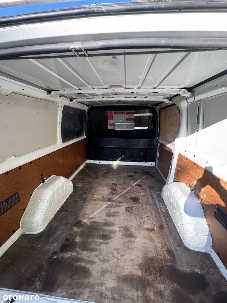 Ford Transit - 8