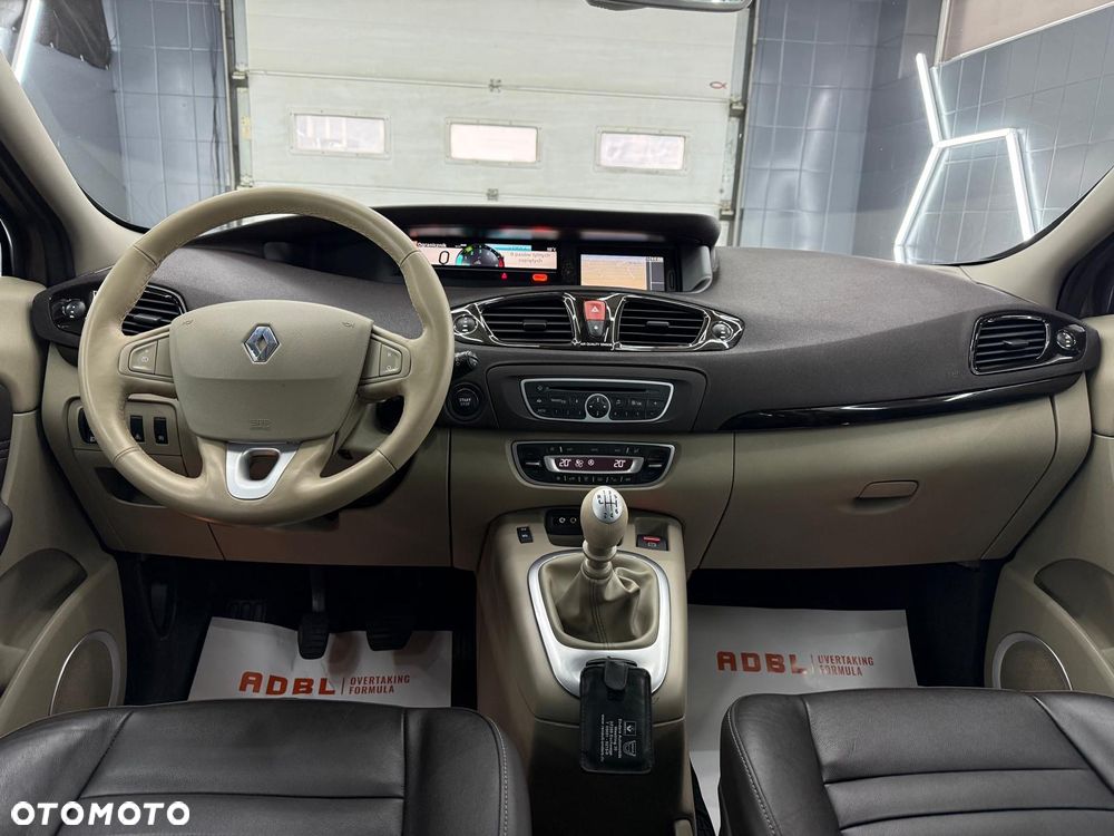 Renault Scenic Energy dCi 130 Start & Stop Bose Edition - 14