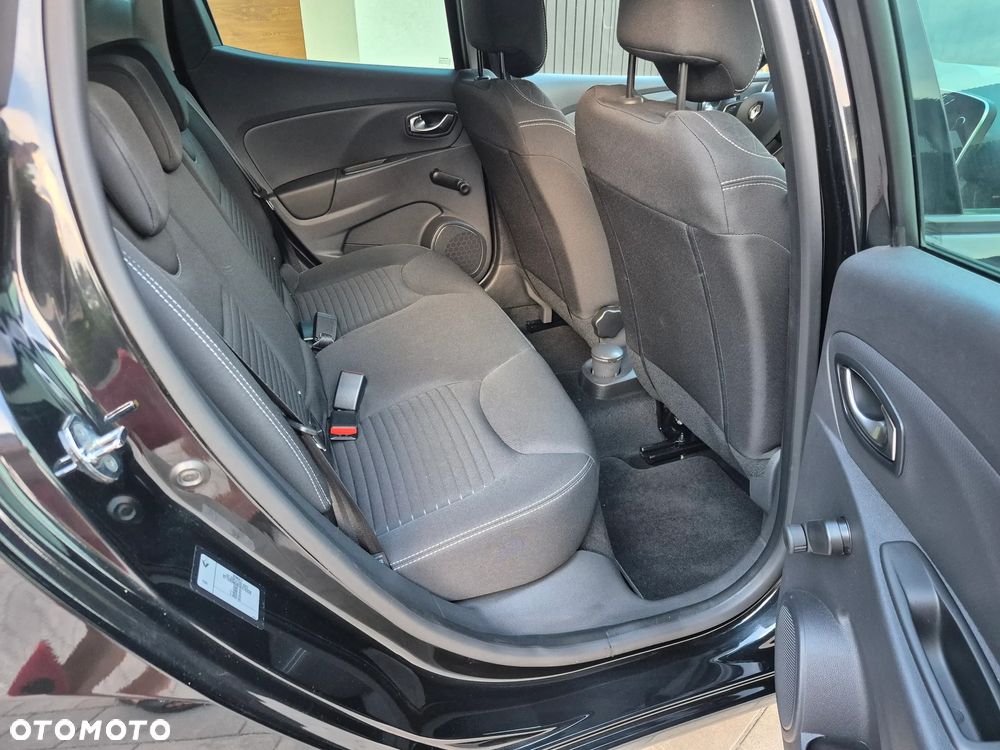 Renault Clio 1.2 16V 75 LIMITED - 22