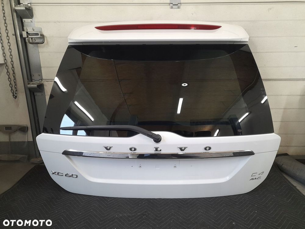 klapa bagażnika kolor 614 volvo xc60 lift 2014r - 2