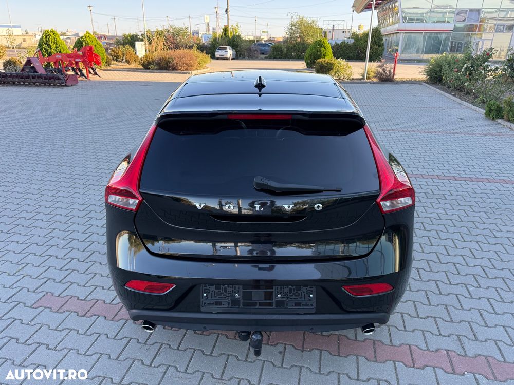 Volvo V40 D3 Geartronic Summum - 38