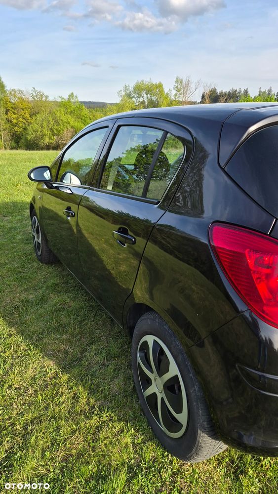 Opel Corsa 1.4 16V Enjoy - 3