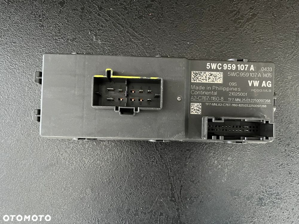 VW AUDI MODUŁ STEROWNIK OTWIERANIA KLAPY TYLNEJ BAGAŻNIKA 5WC959107A - 1