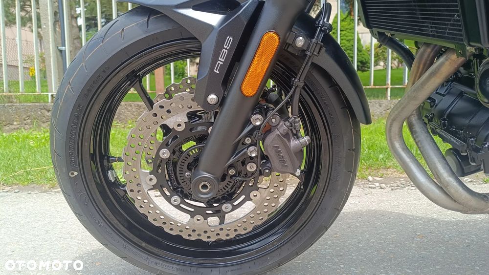 Kawasaki Z 650 - 6