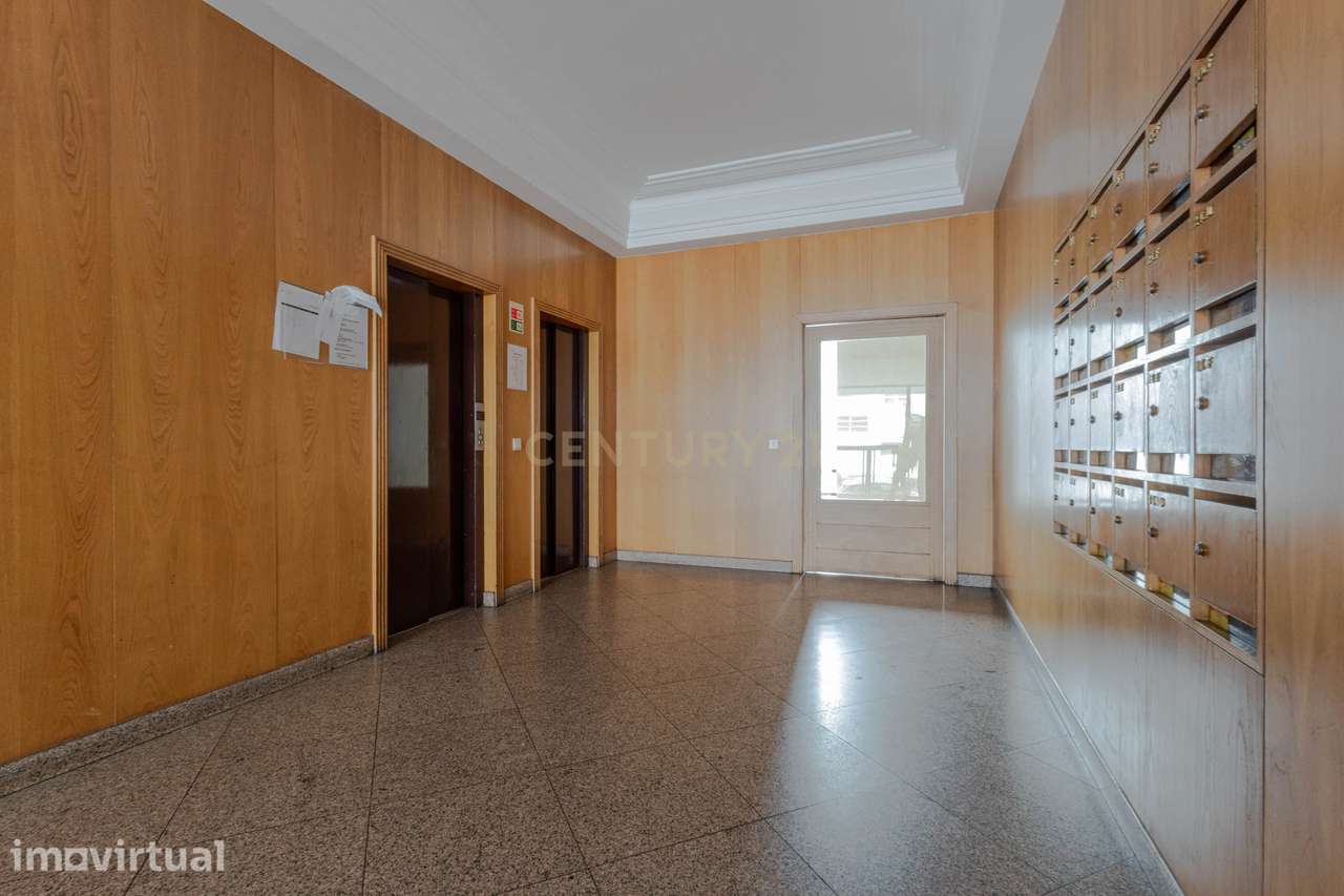 Excelente Apartamento T2 na Travessa das Condominhas - Grande imagem: 3/30