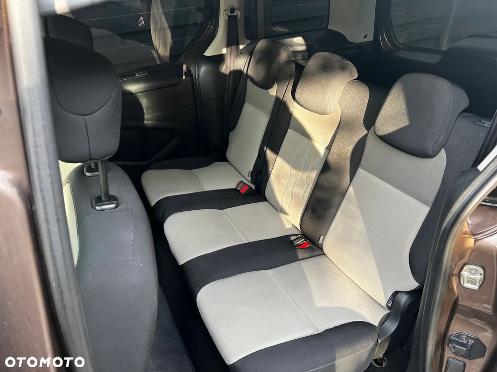 Peugeot Partner - 16