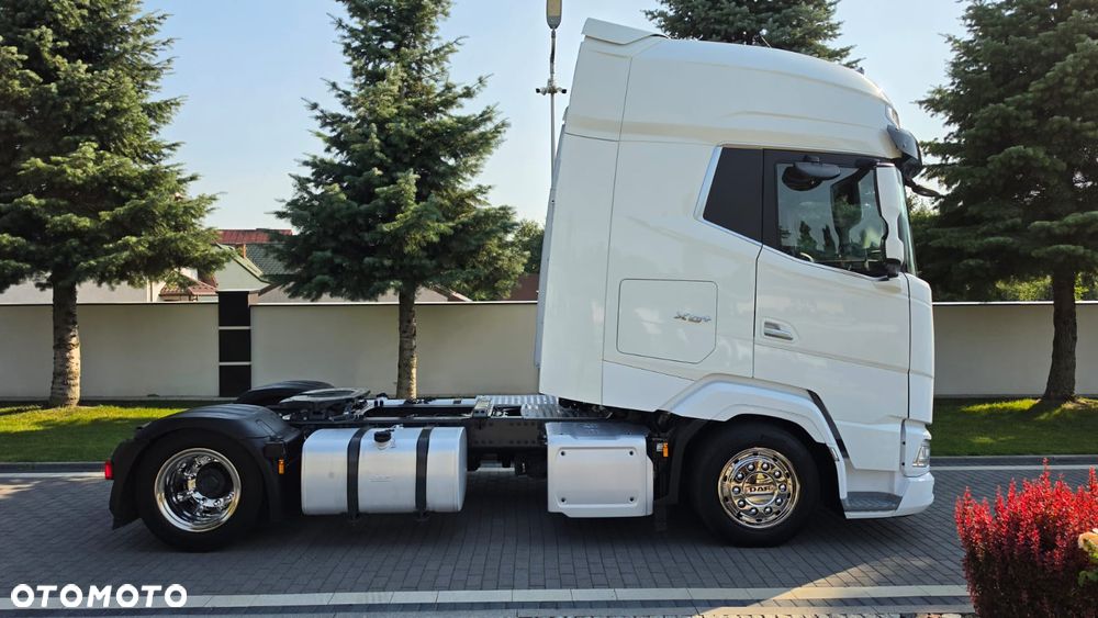 DAF ///XG+///480///2022/// LOW-DECK///MEGA///JEDYNE 334 TYŚ KM///KLIMATYZACJA POSTOJOWA/// FULL LED///WIRTUAL COCPIT///WYŚWIETLACZ OBCIĄŻENIA///STAN BARDZO DOBRY. - 4
