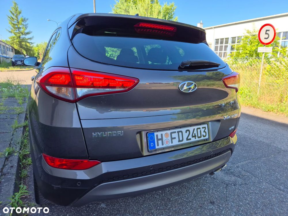 Hyundai Tucson 2.0 CRDi 4WD Advantage - 6