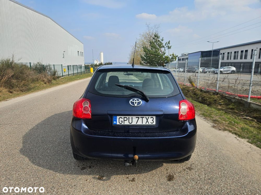 Toyota Auris - 5