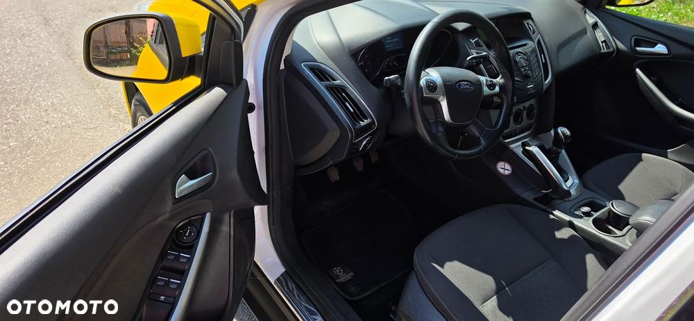 Ford Focus 1.0 EcoBoost 99g Gold X (Trend) - 14