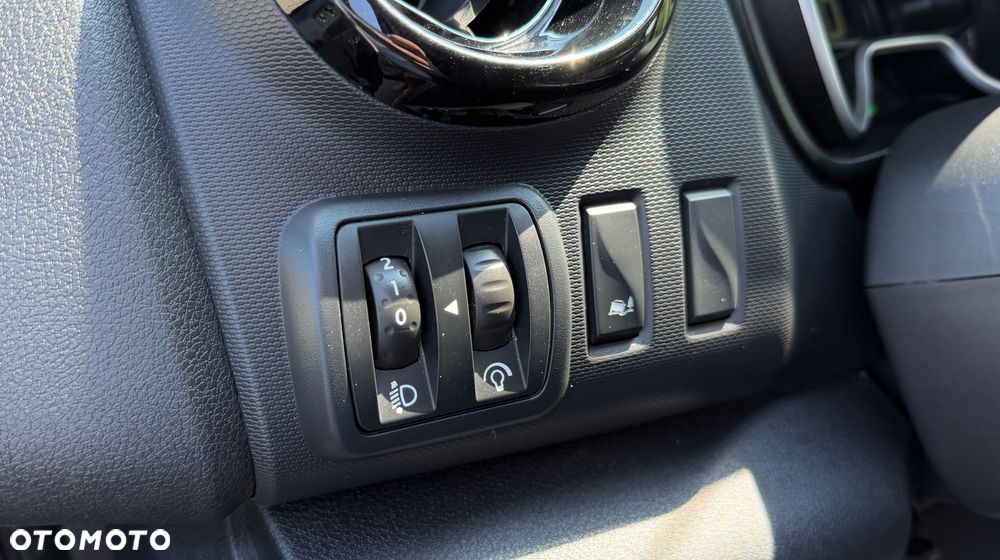 Opel VIVARO BRYGADÓWKA 5-Osobowy - 21