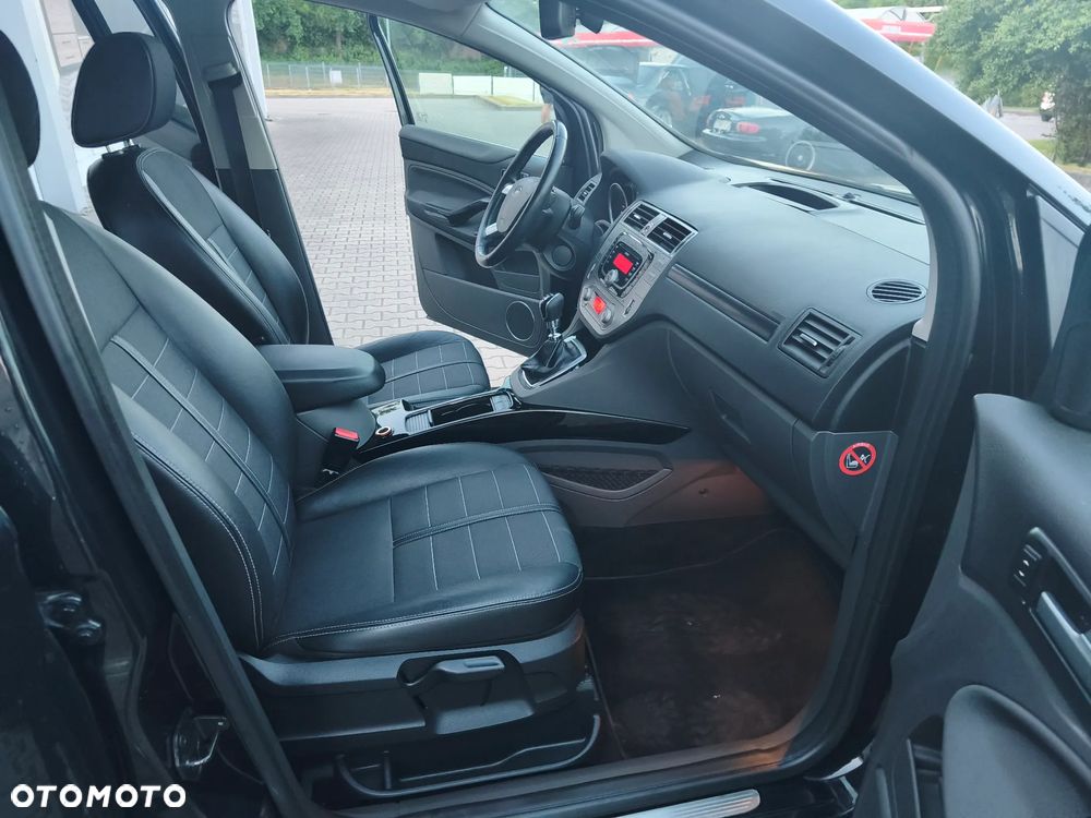 Ford Kuga 2.0 TDCi 4x4 Titanium - 9