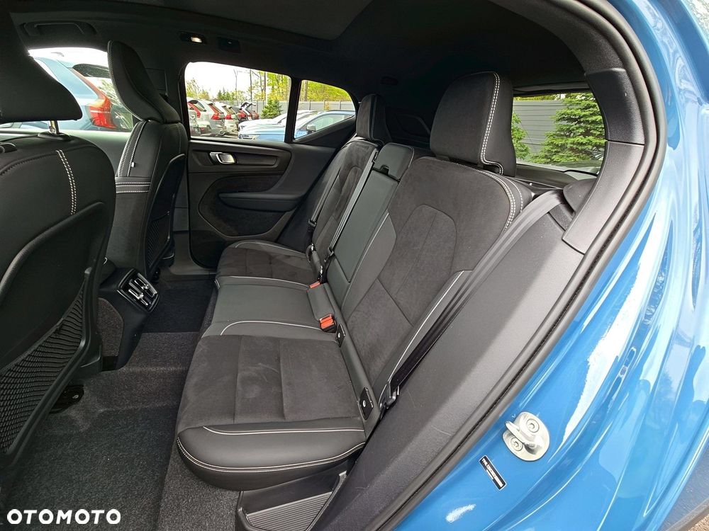 Volvo XC 40 B5 AWD Ultimate Dark - 10