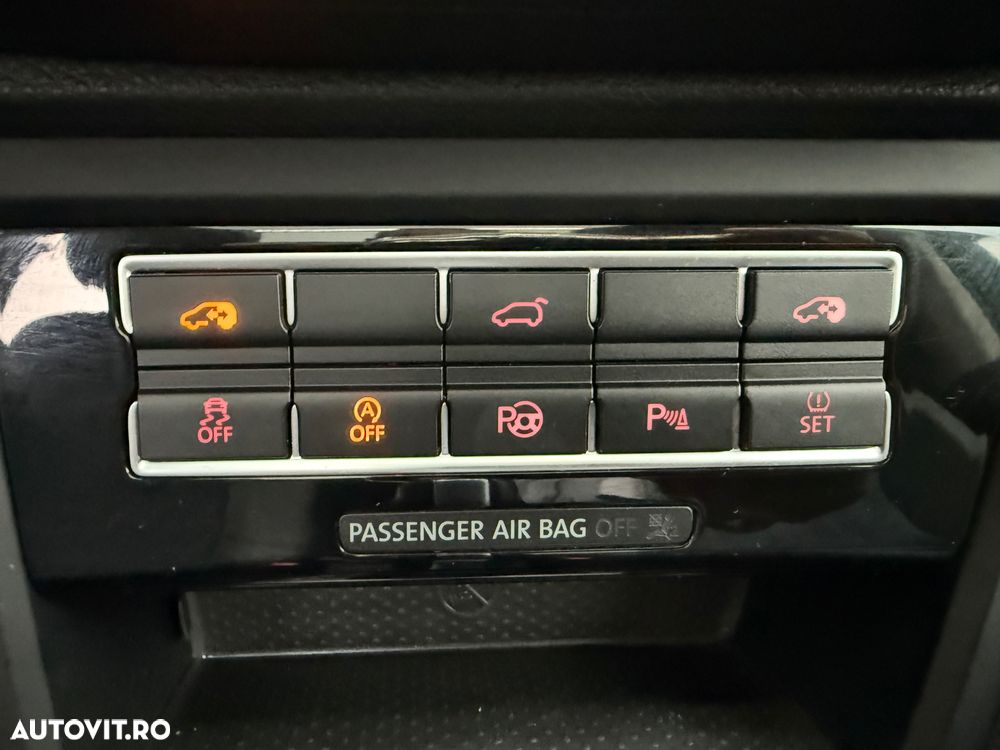 Volkswagen Sharan 2.0 TDI DSG (BlueMotion Technology) Highline - 12