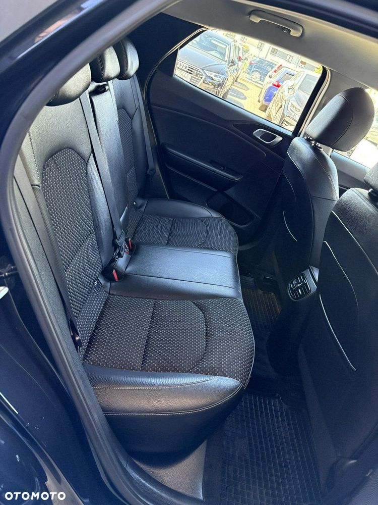 Kia XCeed 1.5 T-GDI L Business Line - 17