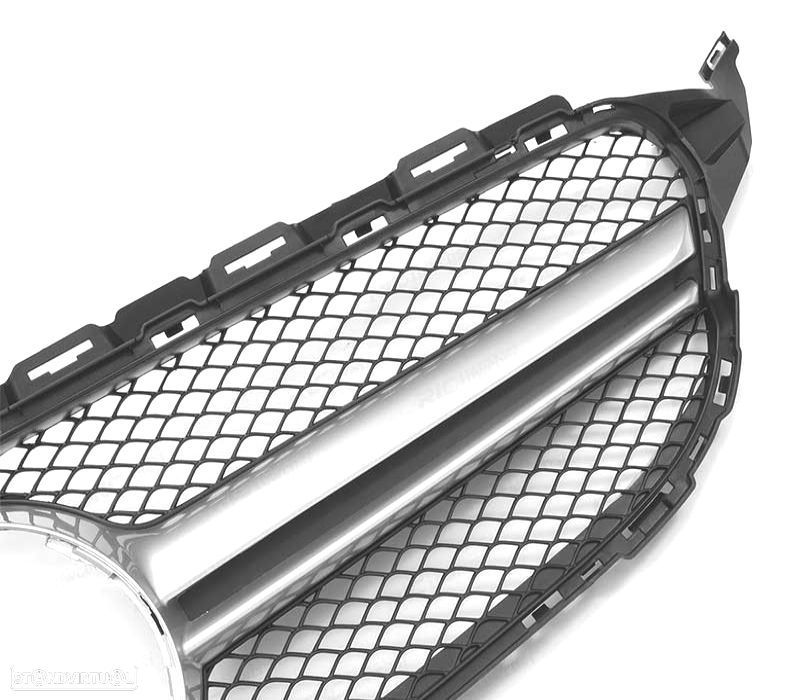 GRELHA FRONTAL MERCEDES W205 14-18 LOOK AMG C63 CAMARA CROMADA - 4