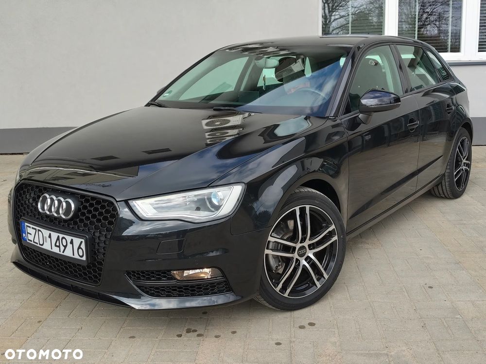 Audi A3 Sportback 1.4 TFSI S tronic Ambiente - 2