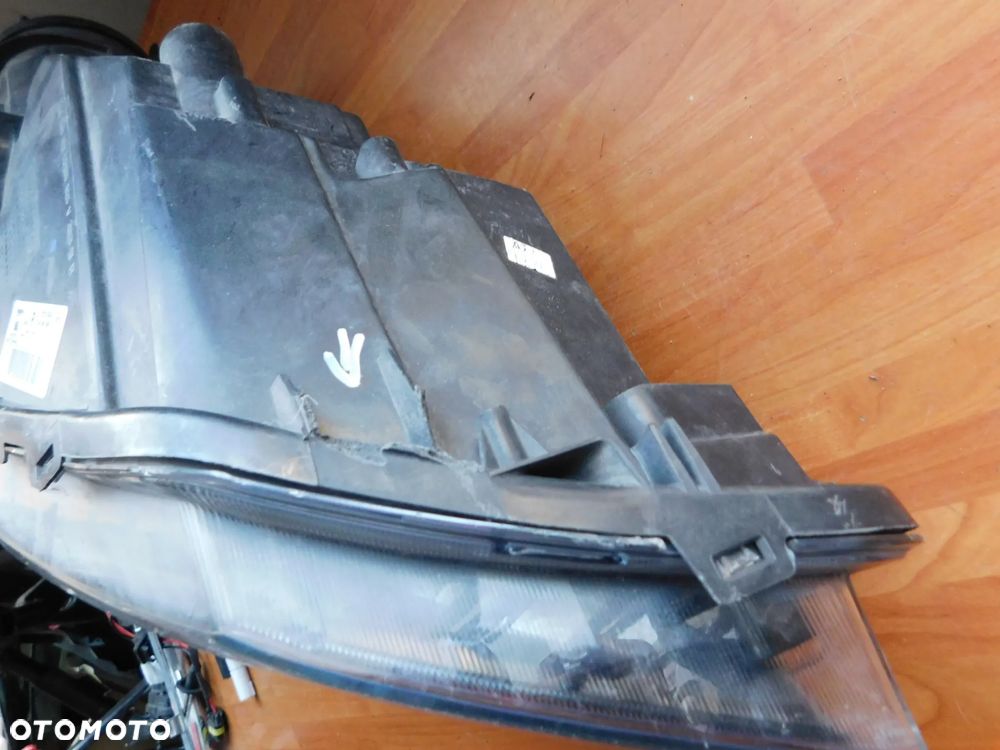 lampa prawa przód SEAT ATECA LED  EUROPA - 13