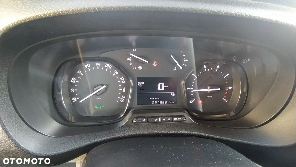 Toyota ProAce D-4D Medium 3,1t Mobilny Life - 7