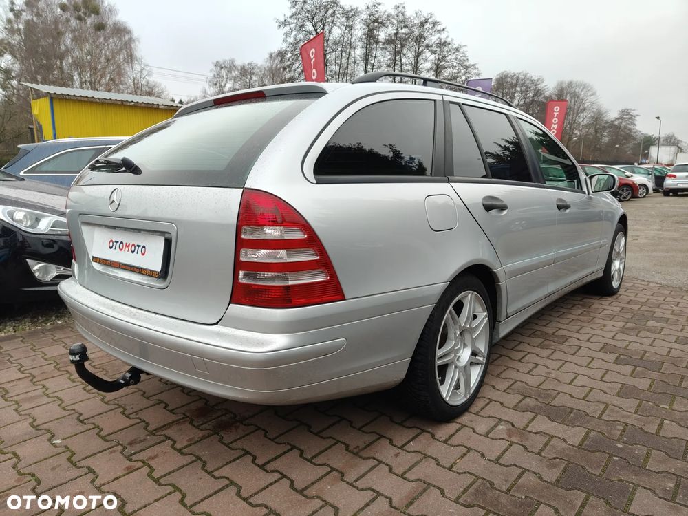 Mercedes-Benz Klasa C 180 Kompressor Automatik Classic - 7