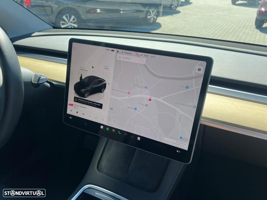 Tesla Model Y - 6
