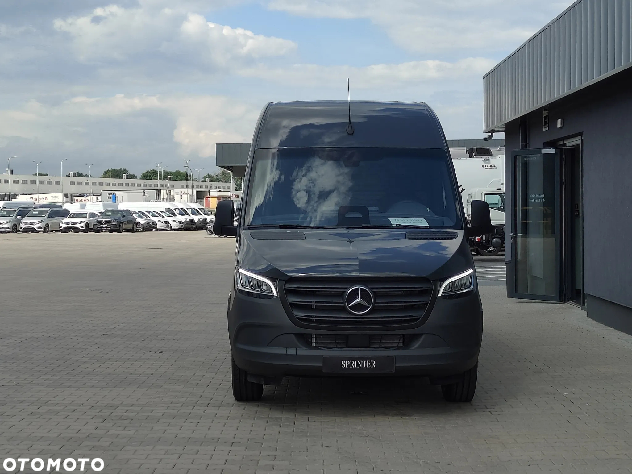 Mercedes-Benz Sprinter - 7