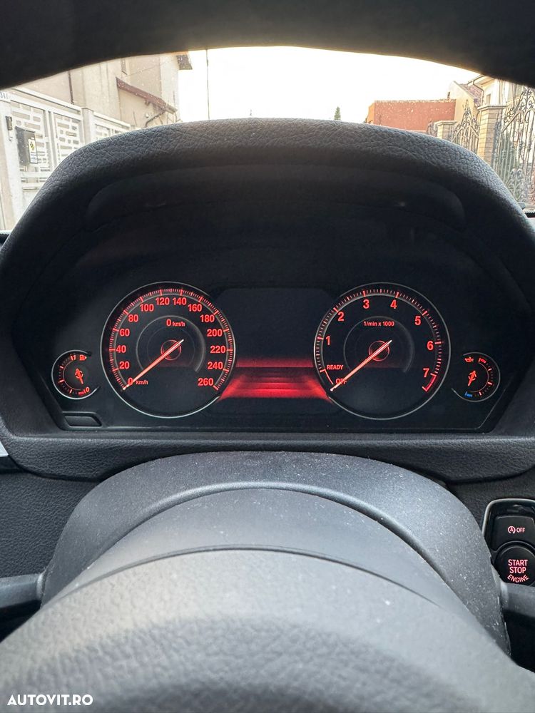 BMW 3 Series 2019 — imagine 13