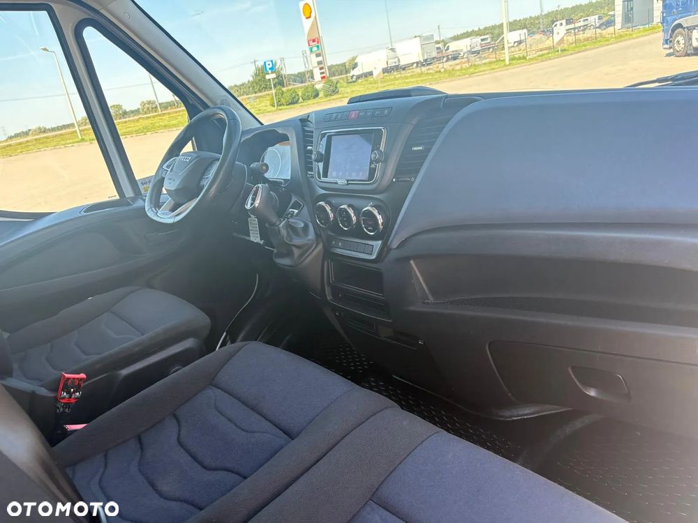 Iveco DAILY 35S16 KONTENER+WINDA AUTOMATIC!!! - 29