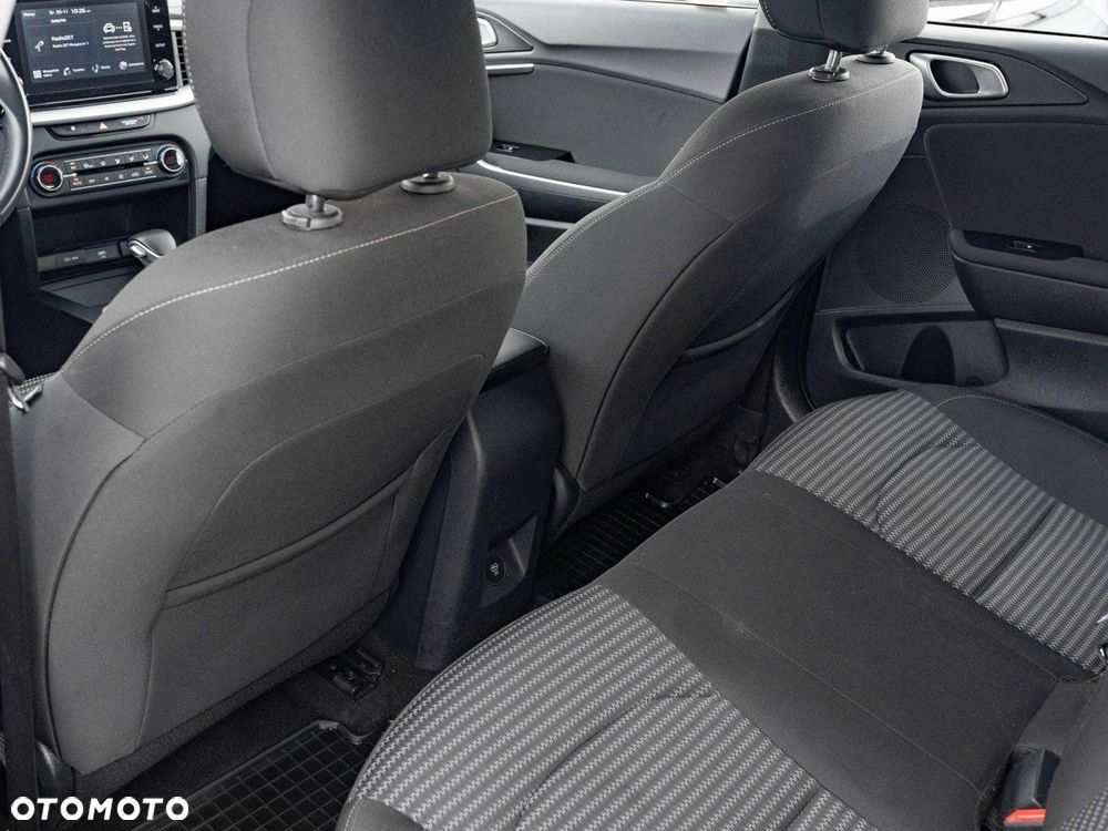 Kia Ceed 1.5 T-GDI M DCT - 25