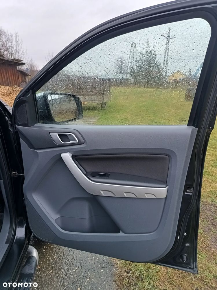 Ford Ranger XLT - 23