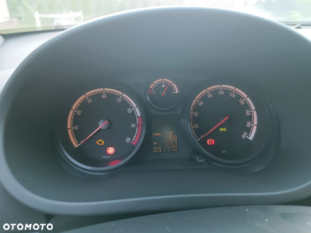 Opel Corsa 1.2 16V Edition / Active - 11