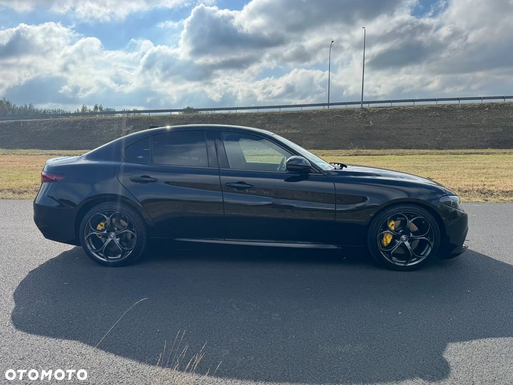 Alfa Romeo Giulia 2.0 Turbo 16V AT8 Veloce - 7