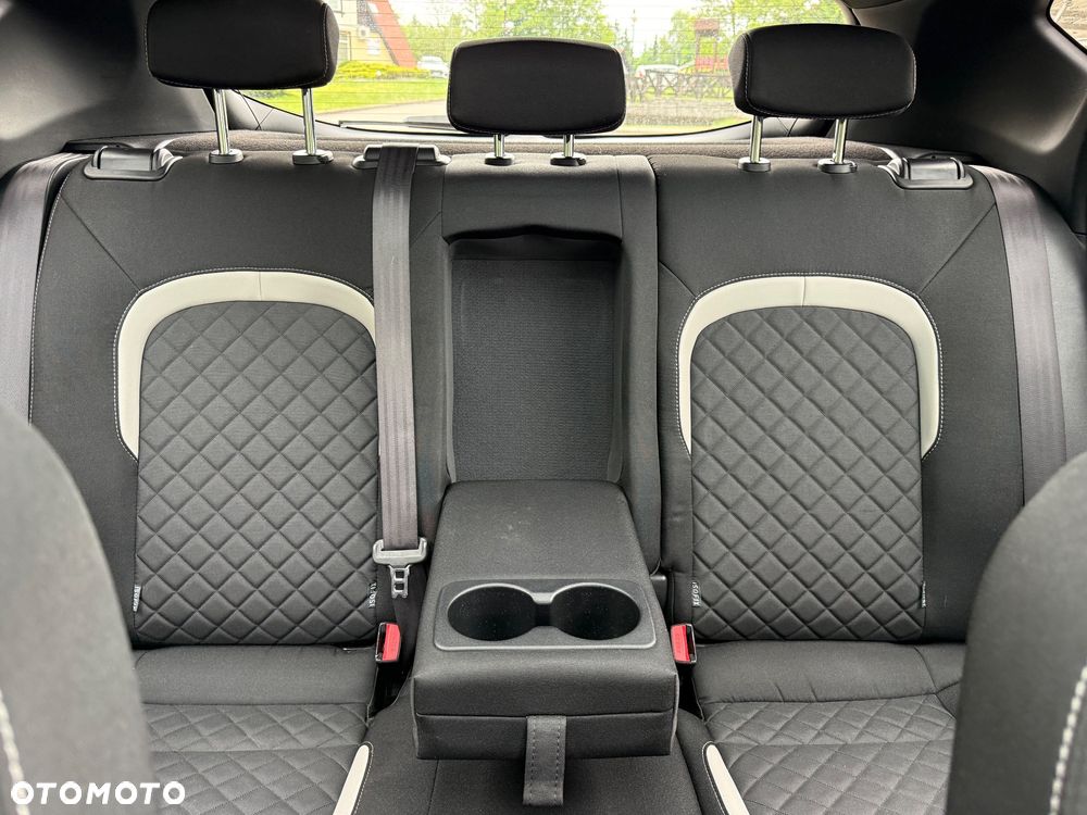 Kia Ceed 1.6 CRDi 136 ISG GT Line - 20