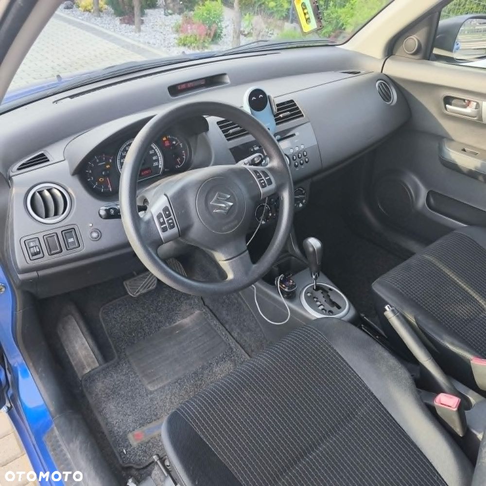 Suzuki Swift - 7