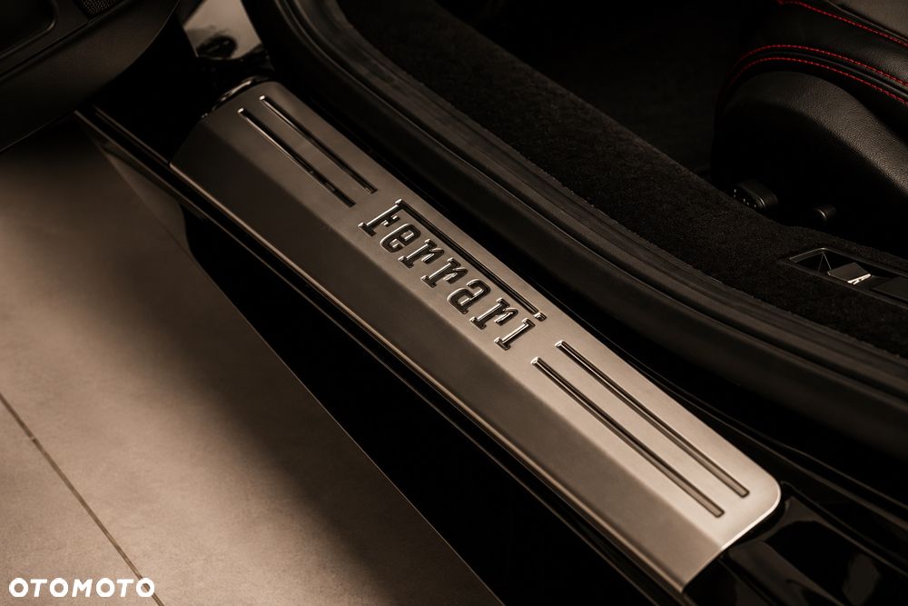 Ferrari 458 Italia - 14