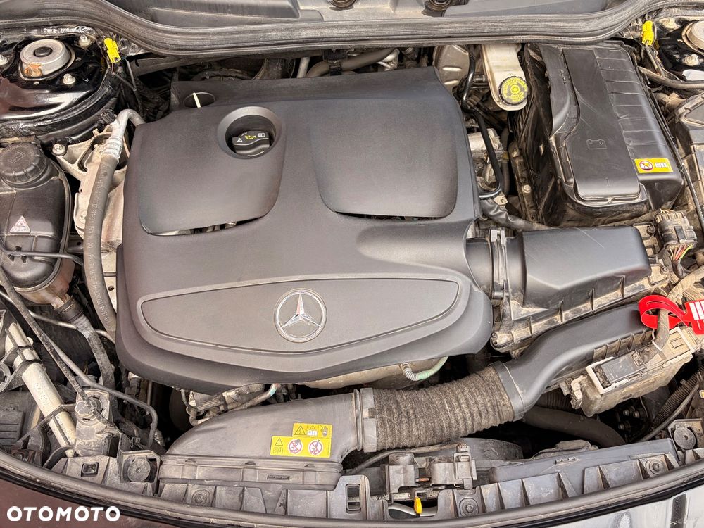Mercedes-Benz CLA 180 - 13