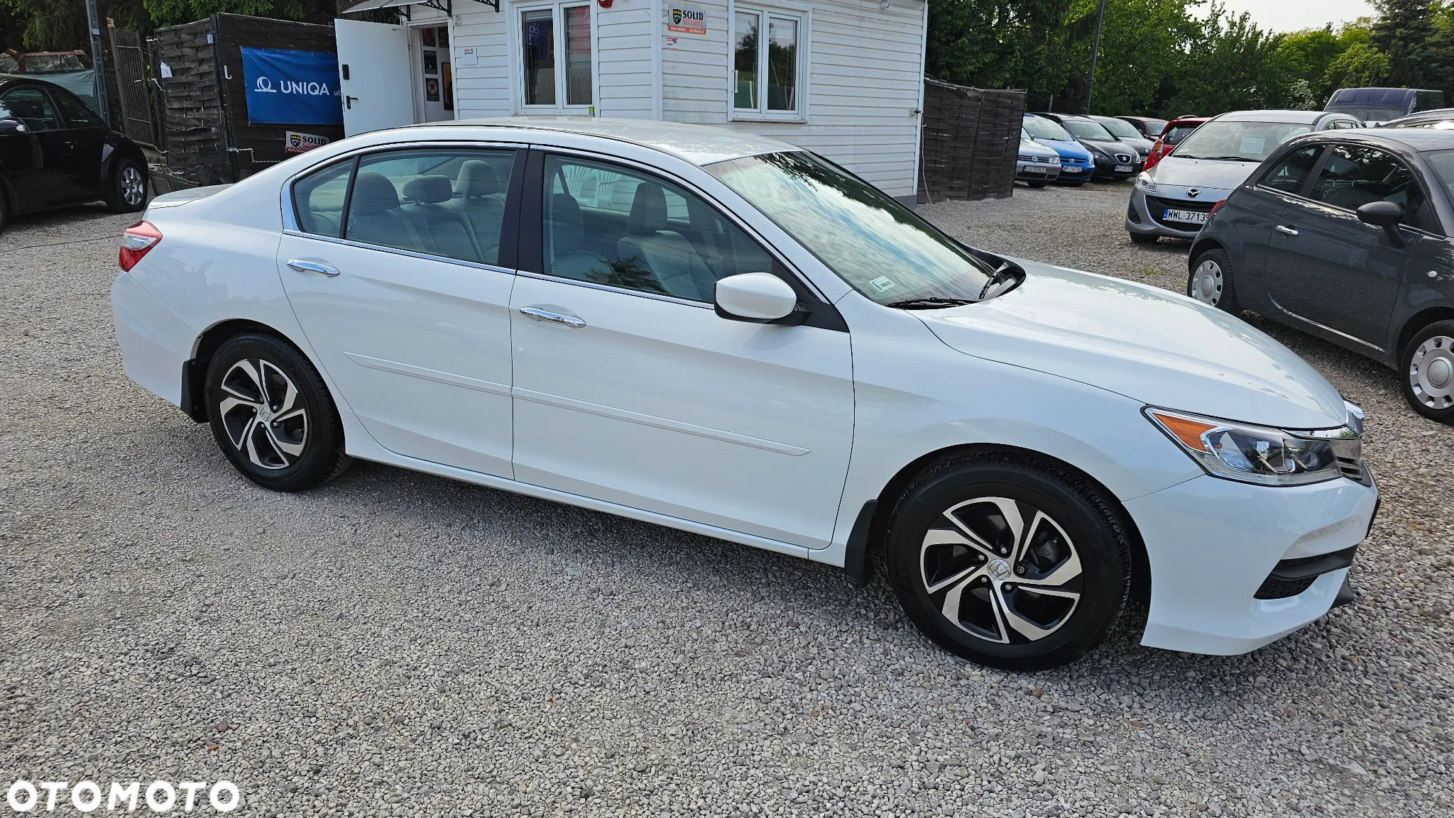 Honda Accord 2.4 LX - 36
