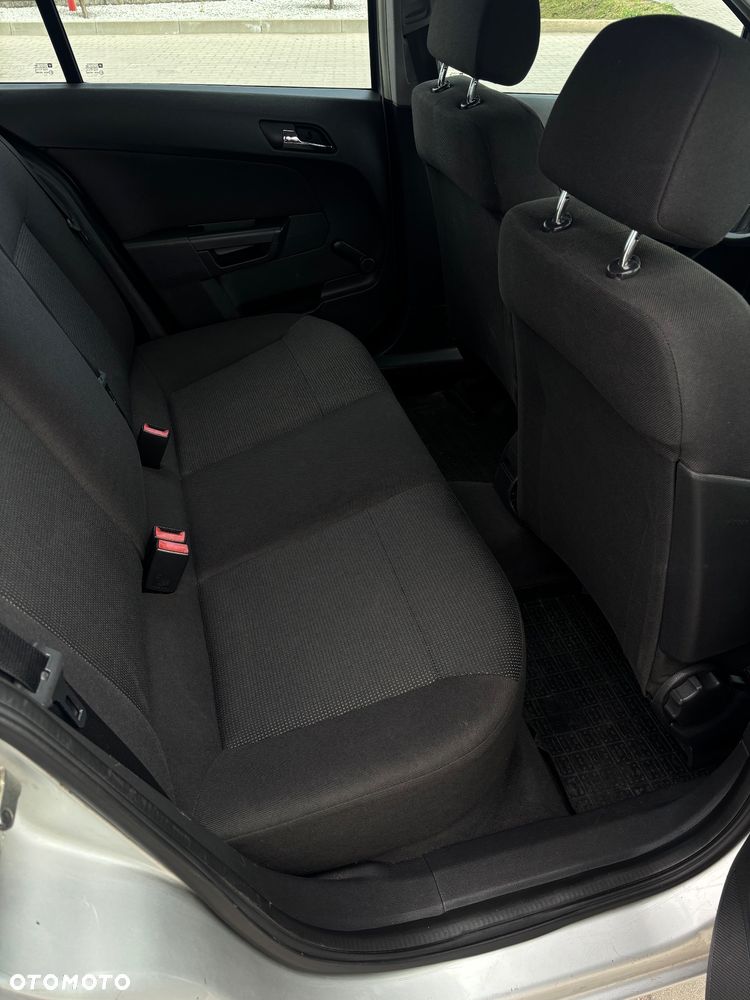 Opel Astra - 10