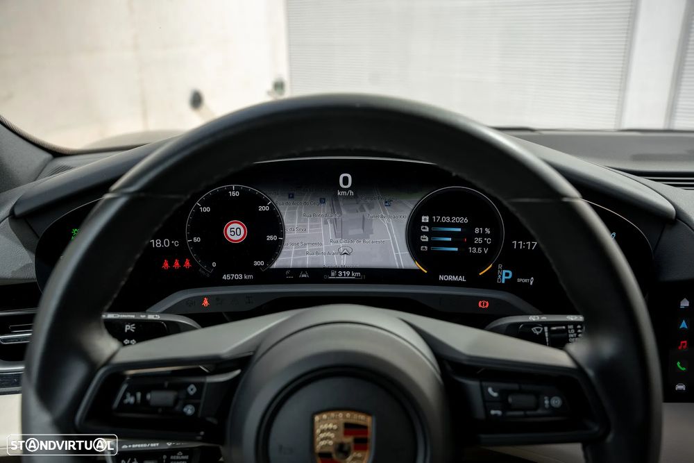 Porsche Taycan Sport Turismo Standard - 16