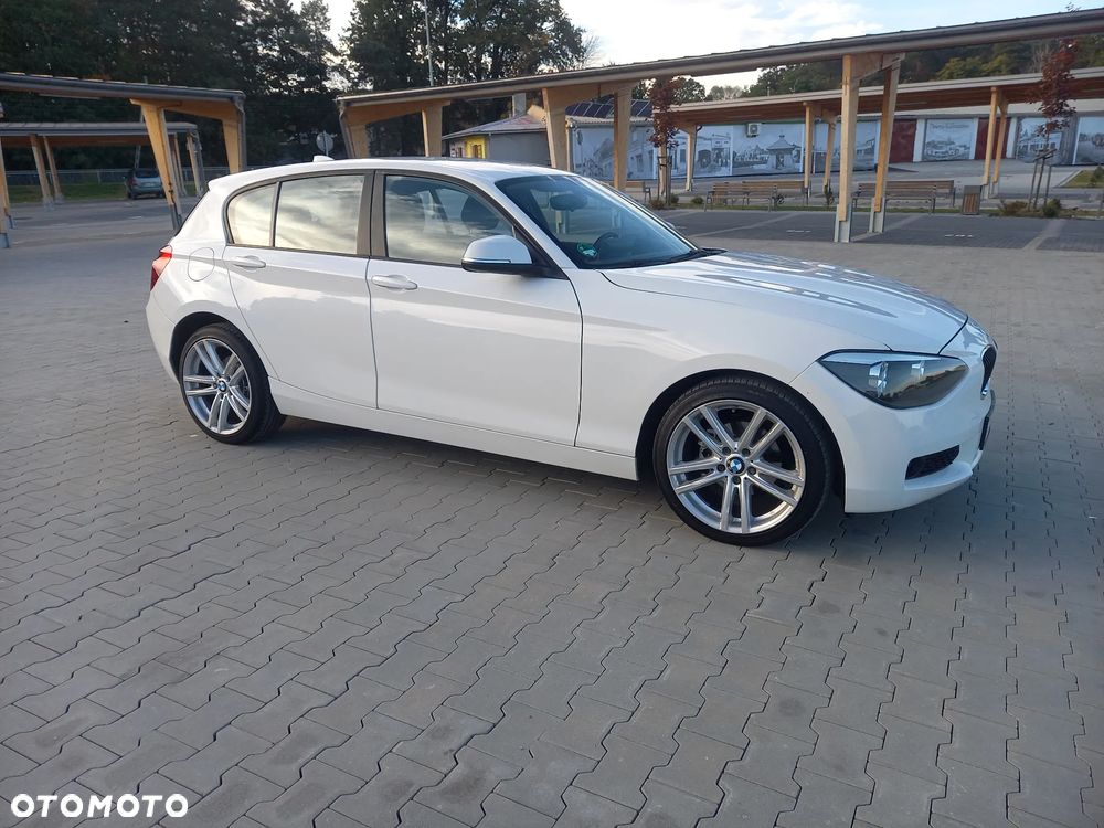 BMW Seria 1 - 2