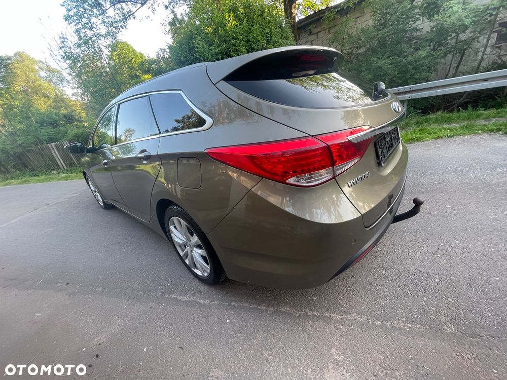 Hyundai i40 i40cw 1.7 CRDi Fifa World Cup Edition - 12