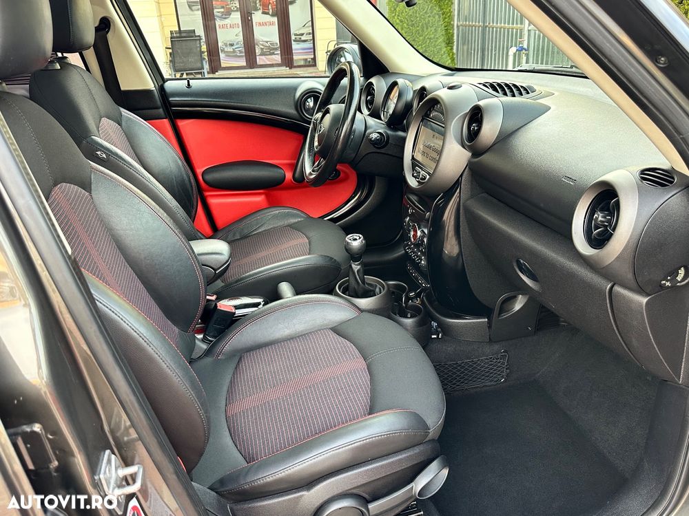 Mini Countryman Cooper D - 26