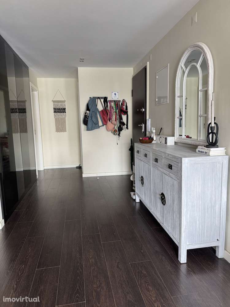 T3 Renovado no Centro de Almada | Conforto, Luz e Centralidade - Grande imagem: 5/20