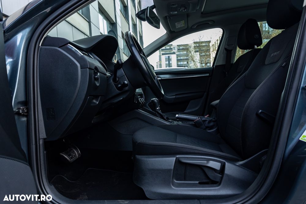 Skoda Octavia Combi 2.0 TDI (Green tec) 4x4 DSG Scout - 13