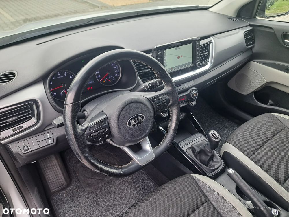 Kia Stonic 1.0 T-GDI MHEV L Business Line - 26