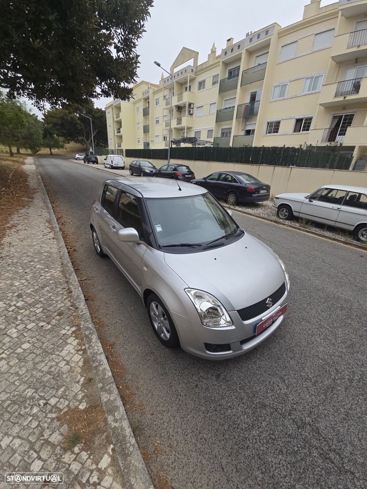 Suzuki Swift 1.3 DDiS GLX - 39