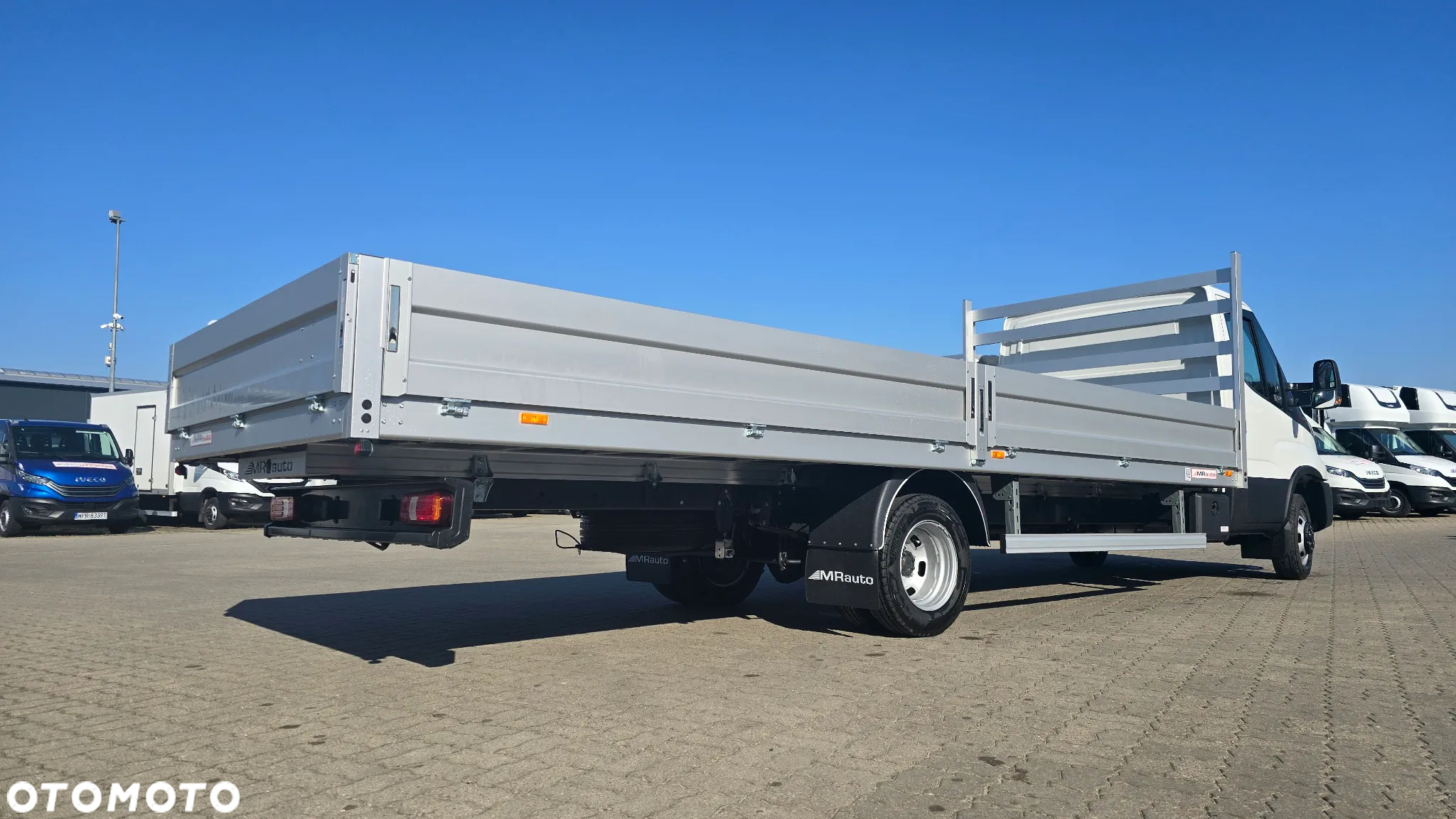 Iveco SKRZYNIA 6.1m OD RĘKI !!! - 6