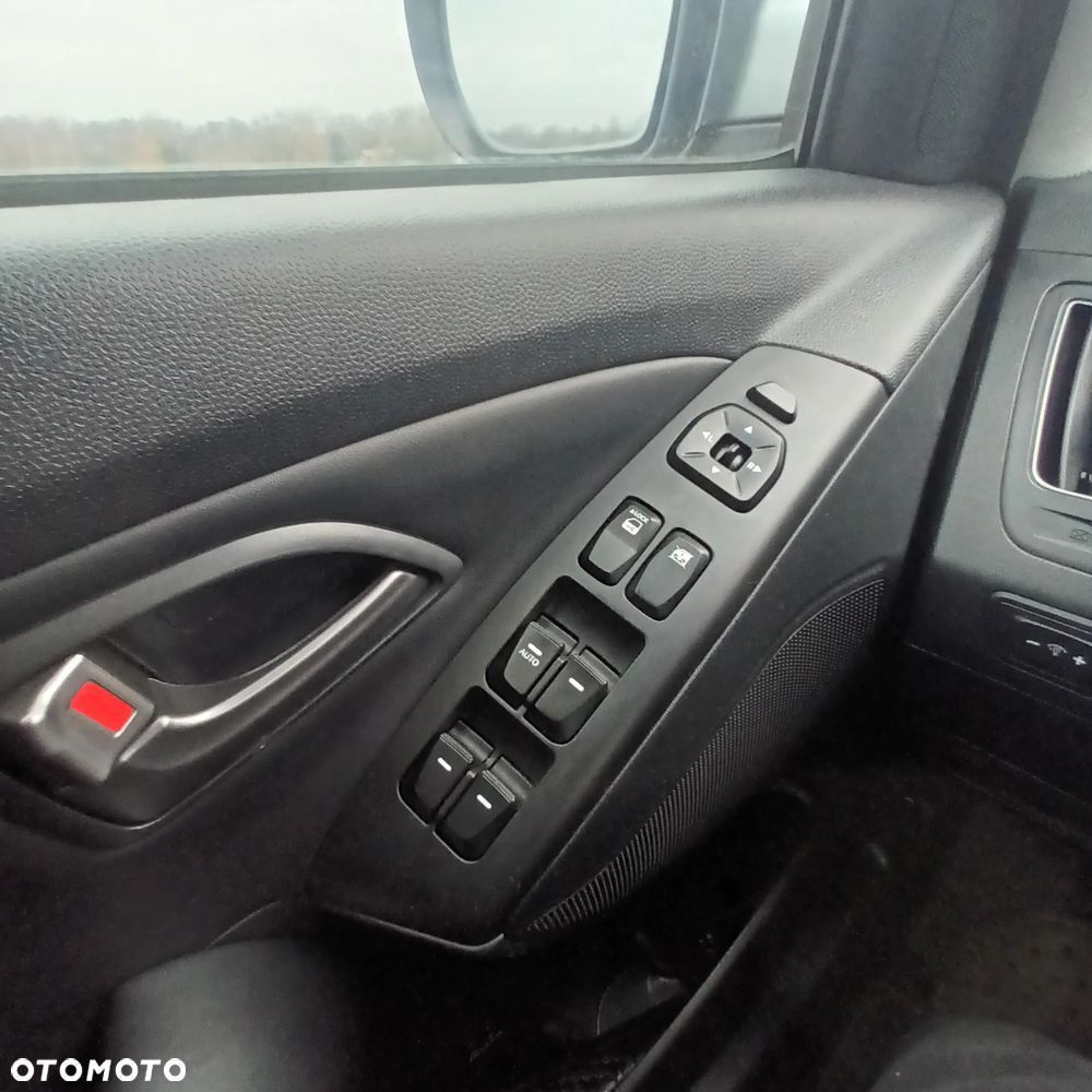 Hyundai ix35 1.7 CRDi 2WD Classic - 11