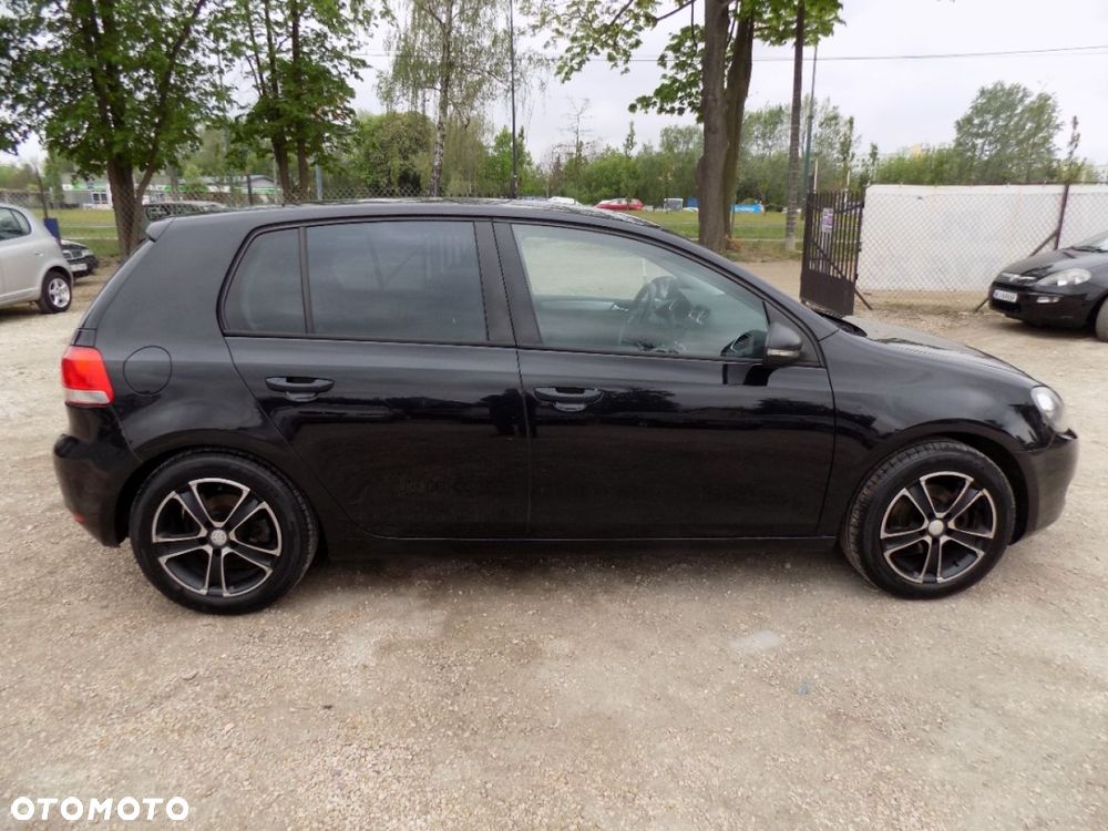 Volkswagen Golf - 16