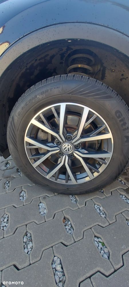 Volkswagen Tiguan Allspace - 19